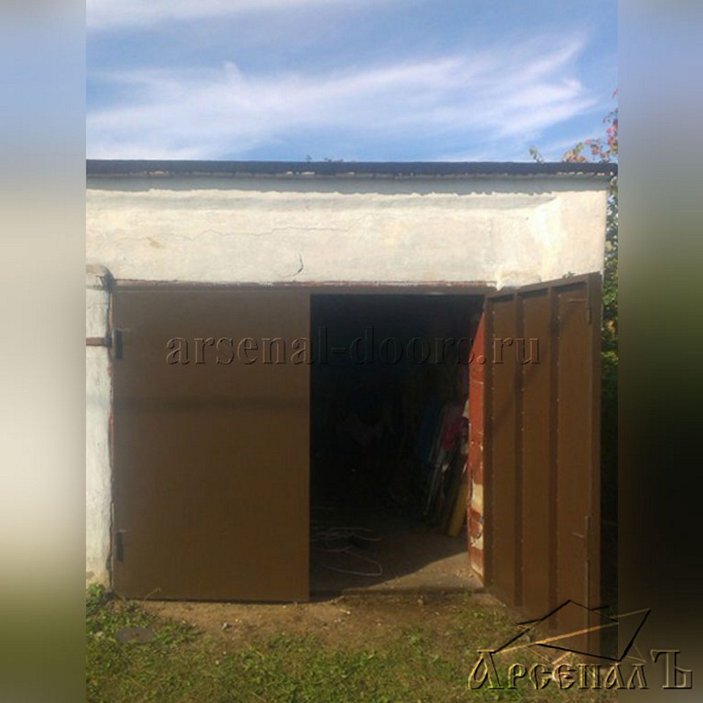 Качественные распашные гаражные ворота
